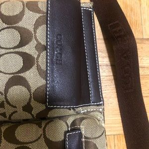 COACH cross bag with pockets